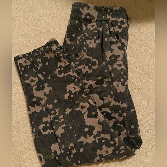 NWOT Anthropologie Amadi Camo Trouser Pant - Picture 8 of 11